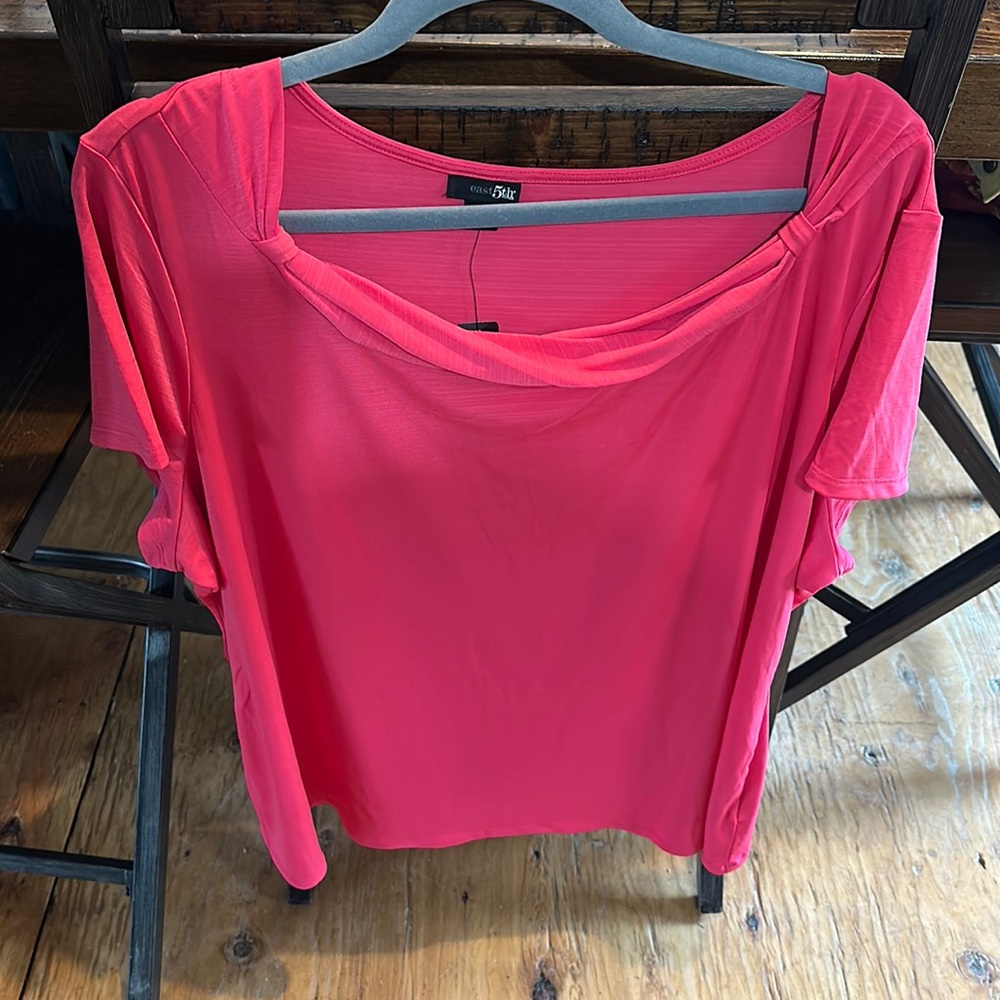 Womans size 3x short sleeve new top pink/ orange color New
